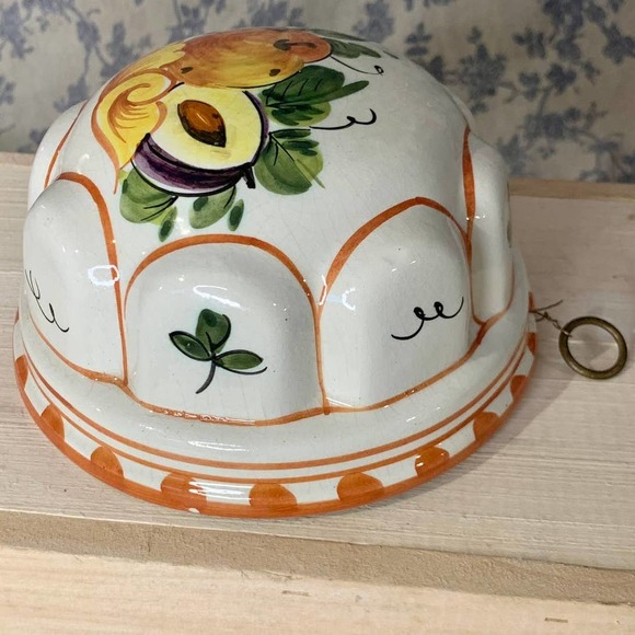 Vintage ABC Bassano Baking Mold Handpainted Italian Ceramic Peach Plum - Picture 5 of 9